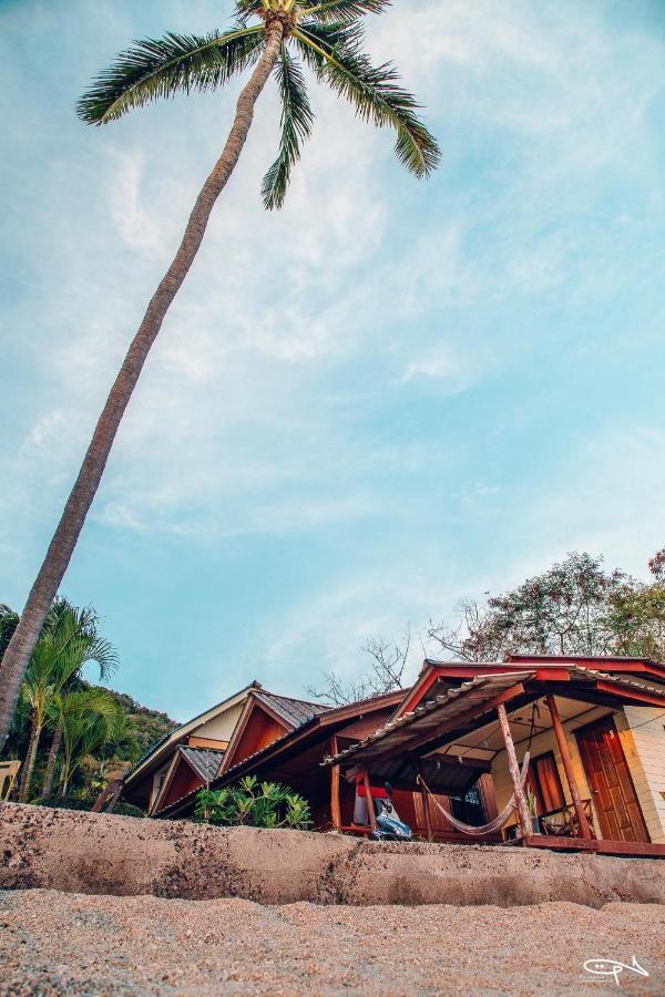 Bird Bungalows Haad Rin Exterior photo